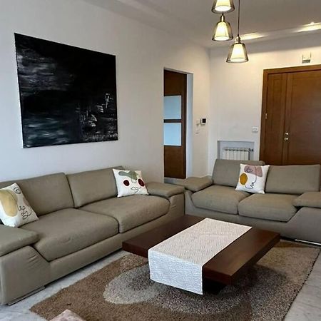Un Tres Beau Studio Luxueux Ariana Luaran gambar
