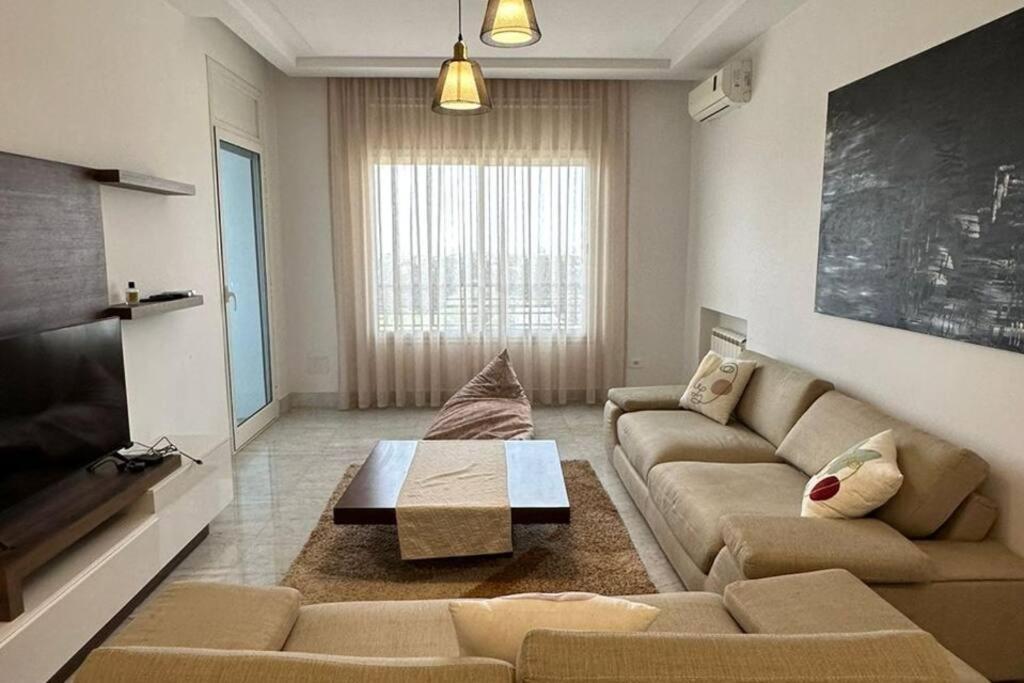 Un Tres Beau Studio Luxueux Ariana Luaran gambar